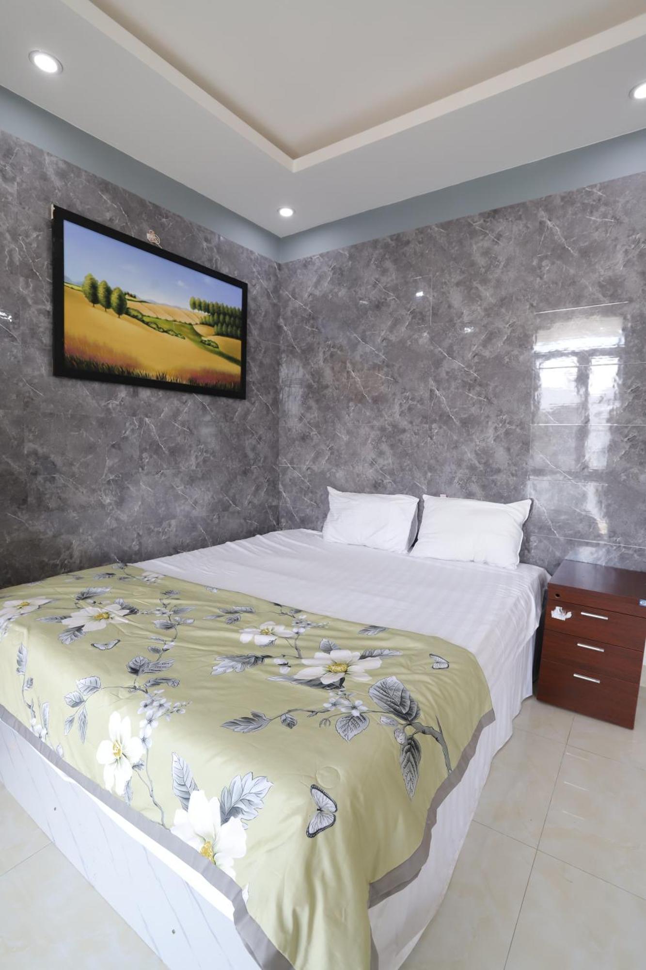 Hotel Tram Anh Nhon Trach Dış mekan fotoğraf